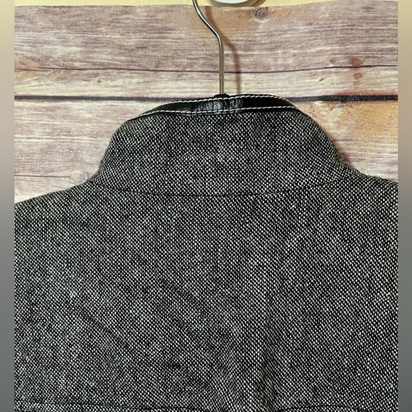 Kors Micheal Kors Black Tweed Jacket Leather Trim Size 8 - Picture 6 of 6